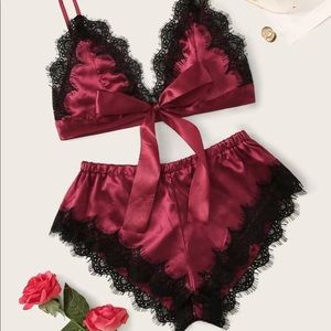 Floral lace satin lingerie set